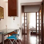De Angeli Cozy Apartment- Youhosty Daire Milano