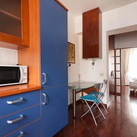 De Angeli Cozy Apartment- Youhosty מילאנו